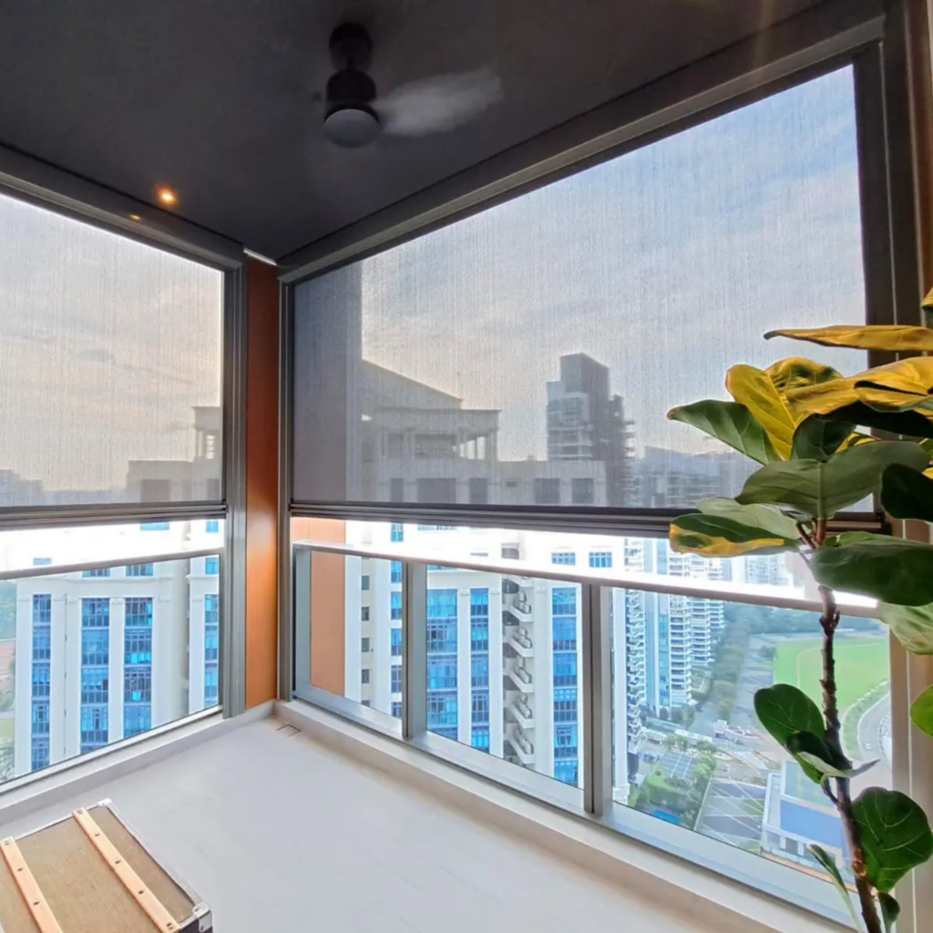 balcony black blinds