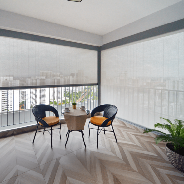 Balcony Surfmist blinds